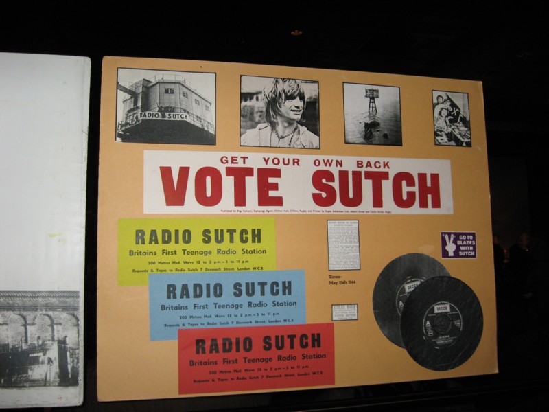 Radio Sutch display
