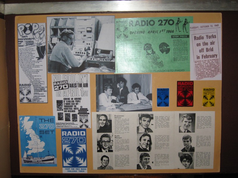 Radio 270 display