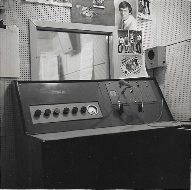 Radio 270 news booth