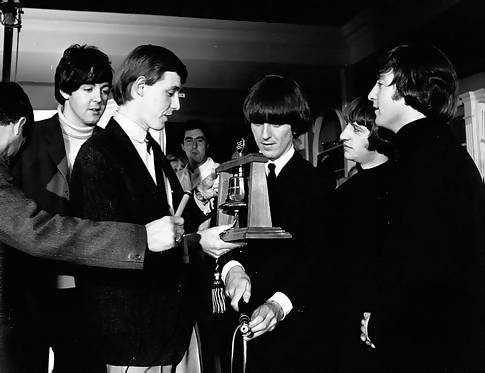 Simon Dee with The Beatles